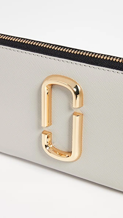 Shop Marc Jacobs Snapshot Standard Continental Wallet In Dust Multi