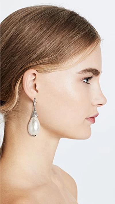 Shop Oscar De La Renta Drop Earrings In Pearl