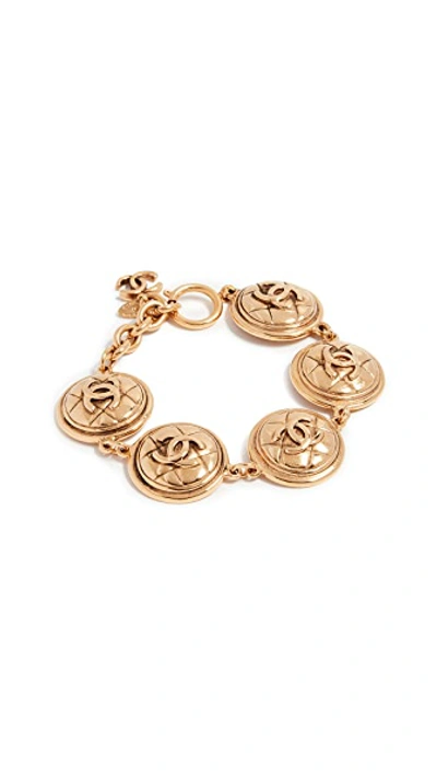 Pre-owned Chanel Quilted Coin Bracelet In Yellow Gold