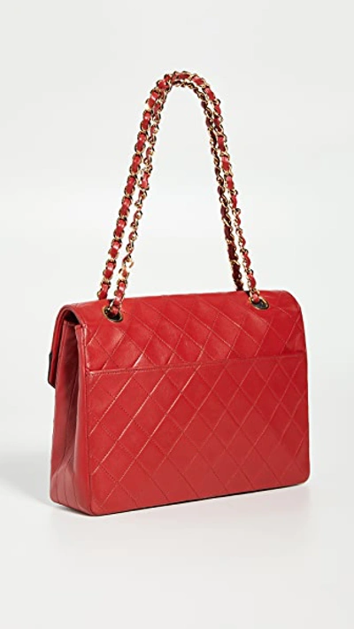 Pre-owned Chanel Red Round Flap Bag