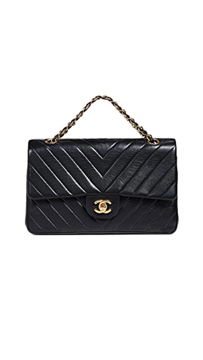 Pre-owned Chanel Chevron Flap Bag In Black