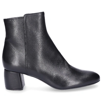 Shop Agl Attilio Giusti Leombruni Ankle Boots Black D140530