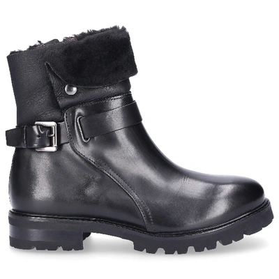 Shop Agl Attilio Giusti Leombruni Ankle Boots D716514 Calfskin In Black