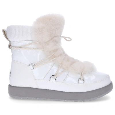 Shop Ugg Snowboots Highland Waterproof  Gefã¼ttert In White