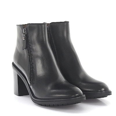 Shop Agl Attilio Giusti Leombruni Ankle Boots Black D214517