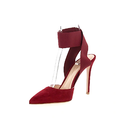 Shop Gianvito Rossi Slingback Pumps Beryl In Red