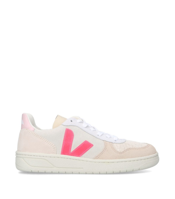 veja beige suede