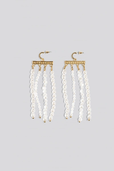 Shop Na-kd Drop Pearl Chain Earrings White In White/gold