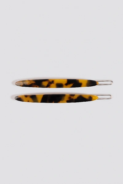 Shop Na-kd Slim Resin Hairclips (2-pack) - Brown In Tortoise