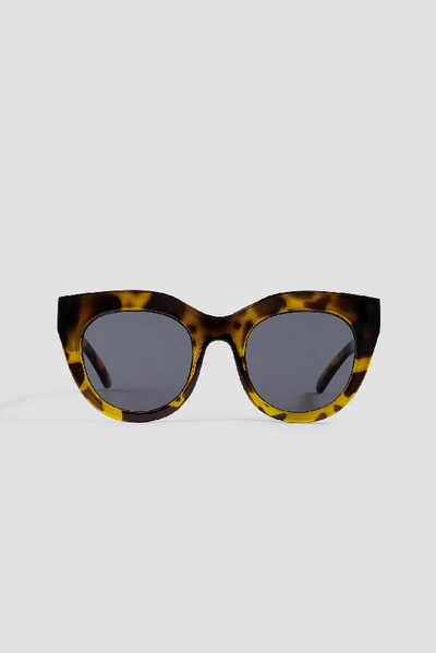Shop Le Specs Air Heart - Brown In Syrup Tort