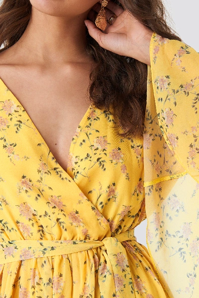 Shop Kae Sutherland X Na-kd Big Sleeve Belted Maxi Dress - Yellow In Yellow Flower