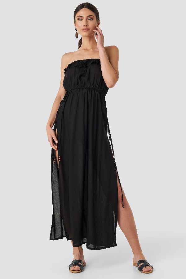 black strapless beach dress