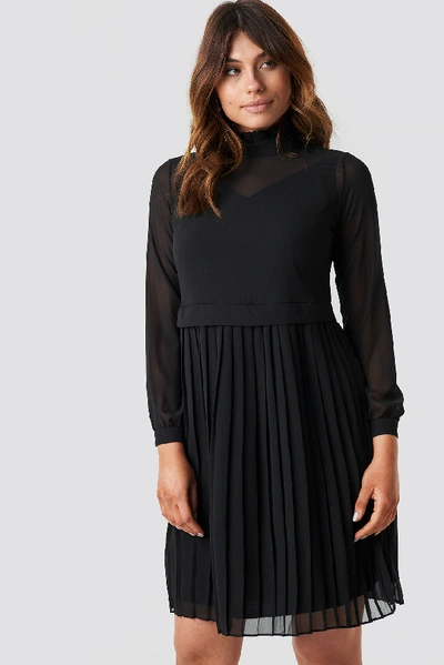 Shop Trendyol Pleated Midi Dress - Black