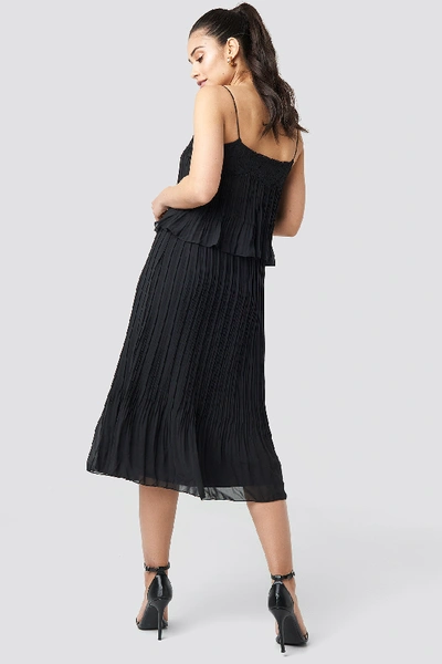 Shop Trendyol Pleat Detail Midi Dress - Black