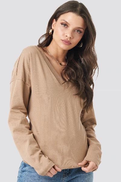 Shop Na-kd V-neck Short Sweater - Beige In Mauve