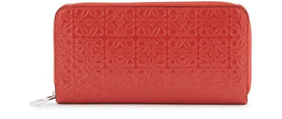 Shop Loewe Zipped Wallet In Pomodoro