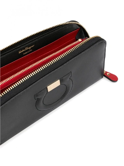 Shop Ferragamo Gancio City Leather Wallet In Black