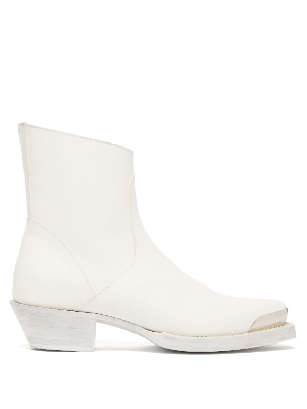 vetements white boots