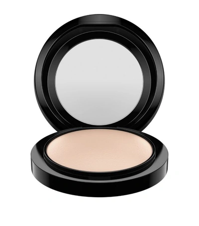 Shop Mac Mineralize Skinfinish Natural In Nude