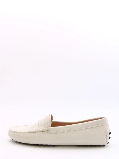 Shop Tod's Moccasin Gommino White