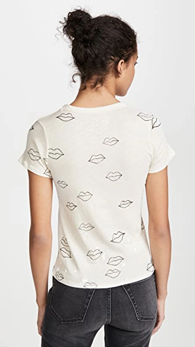 Shop Chaser Lips Tee In Au Lait