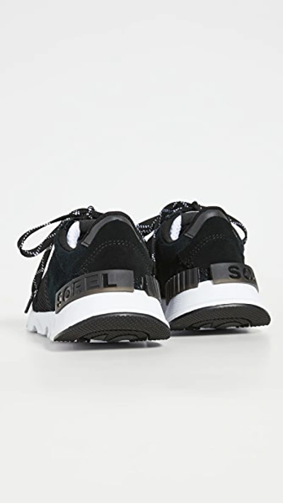 Kinetic Lite Lace Sneakers