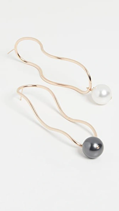 Shop Beck Jewels Agra Waves Earrings In Pearl