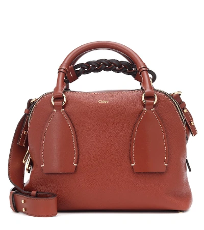 Shop Chloé Daria Medium Leather Shoulder Bag In Brown