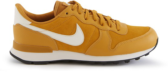 nike internationalist black and gold