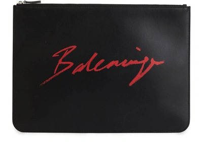 Shop Balenciaga Signature Everyday L Leather Clutch Bag In 1000