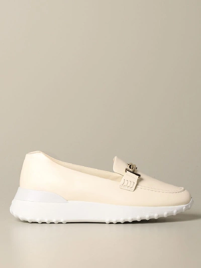 Shop Tod's Moccasin In Leather With Running Bottom And Double T In White