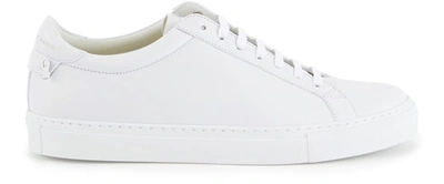 Shop Givenchy Low Top Sneakers In Blanc