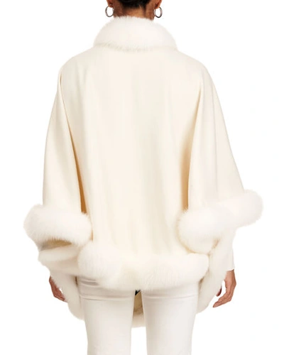 Shop Gorski Cashmere Capelet With Shadow Fox-fur Trim In Ivory