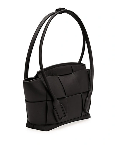 Shop Bottega Veneta Arco 48 Medium Grainy Leather Top-handle Bag In Black