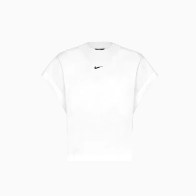 Shop Nike Sportswear T-shirt Cj2202-100