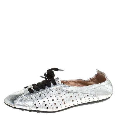 Pre-owned Tod's Metallic Silver Perforated Leather Lace Up Scrunch Low Top Sneakers Size 39