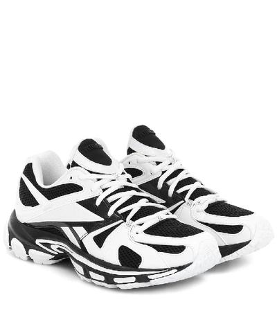 x Reebok Spike Runner 200运动鞋