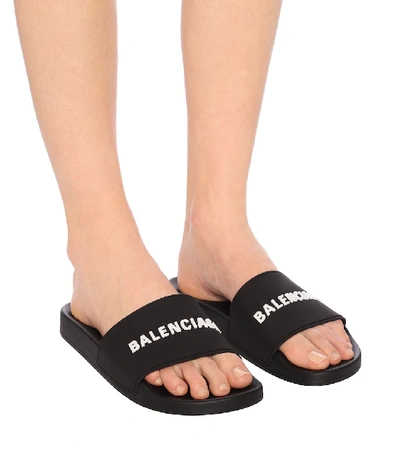 Shop Balenciaga Logo Rubber Slides In Black White