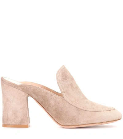 Shop Gianvito Rossi Exclusive To Mytheresa.com - Suede Mules In Beige
