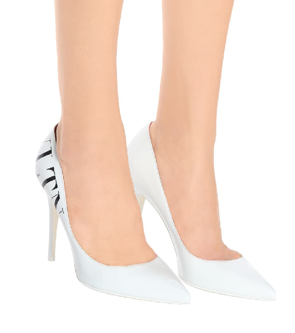 vltn white pumps