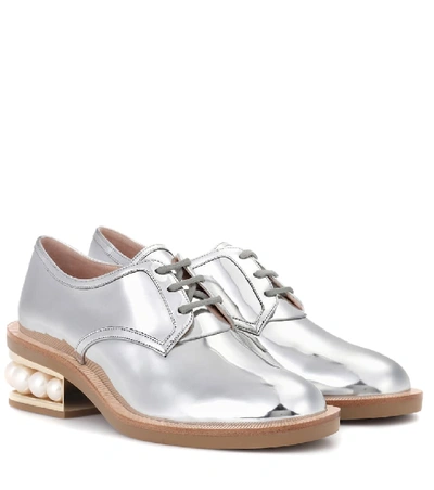 Shop Nicholas Kirkwood Casati Pearl Leather Derby Shoes In Silver