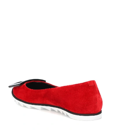 Shop Roger Vivier Viv' Gommette Suede Ballet Flats In Red