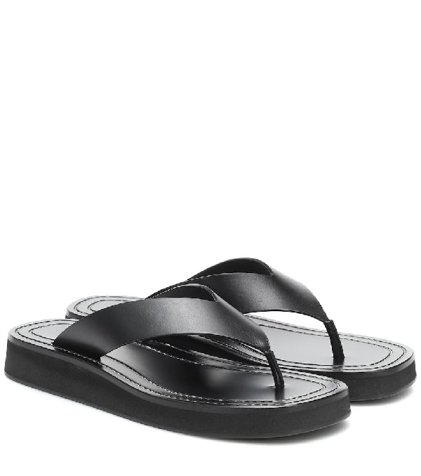 the row flip flops dupes