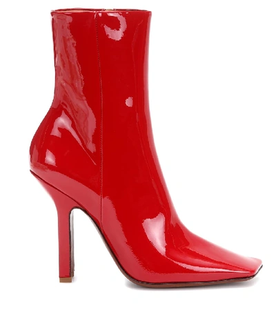 Shop Vetements Boomerang Patent Leather Ankle Boots In Red