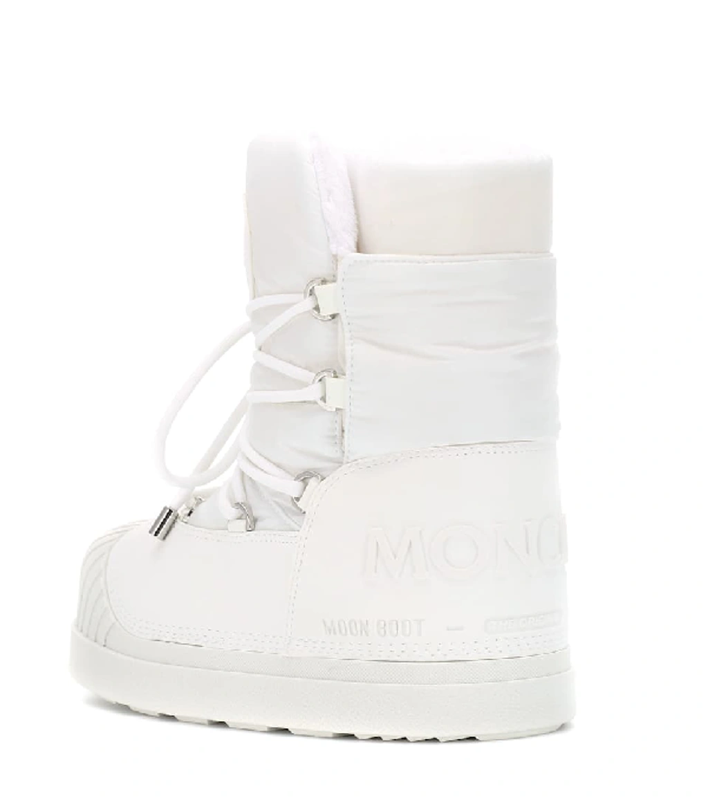 Moncler uranus moon boot hotsell
