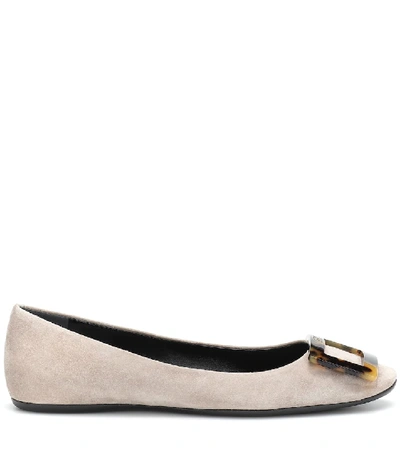 Shop Roger Vivier Gommette Suede Ballet Flats In Grey