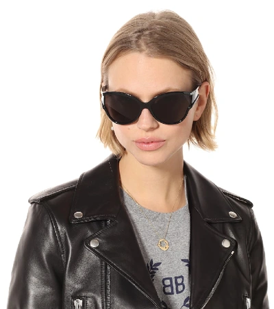 Shop Balenciaga Unlimited Round Sunglasses In Black
