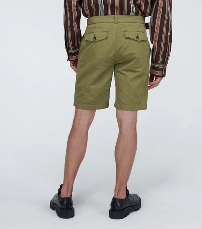 Shop Officine Generale Julian Cotton-linen Shorts In Green