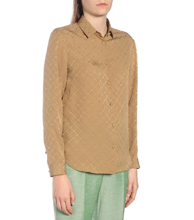 Shop Gucci Gg Silk-crêpe Jacquard Shirt In Beige