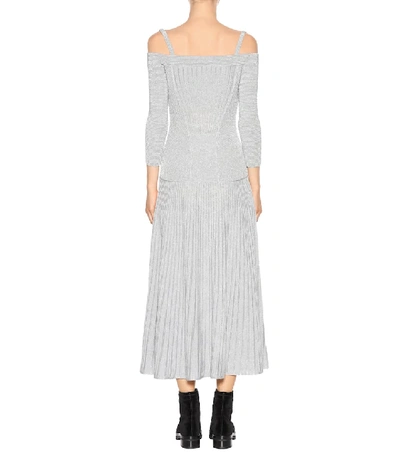 Shop Alexander Mcqueen Off-the-shoulder Knitted Dress In Silver
